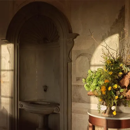 Collegio Querce, Collection Hotel