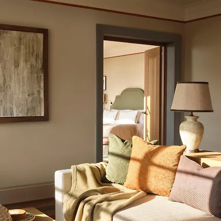 Collegio Querce, Collection Hotel