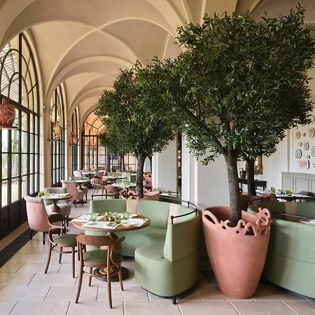 Collegio Querce, Collection Hotel 5*