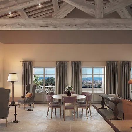 Collegio Querce, Collection Florence