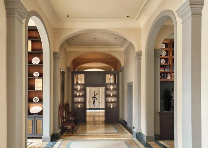 Hotel Collegio Querce, Collection