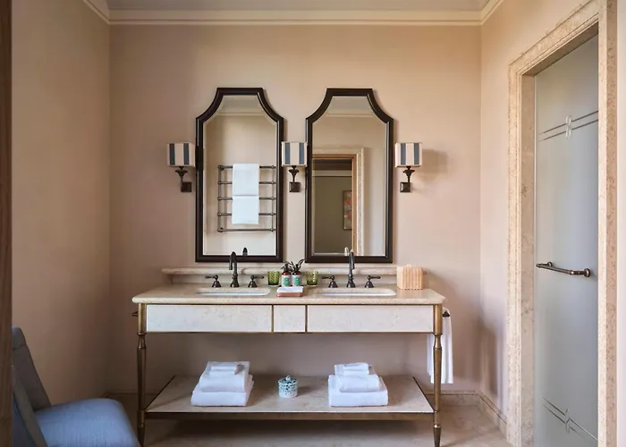 Collegio Querce, Collection