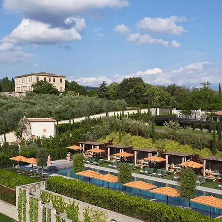 Hotel Collegio Querce, Collection